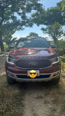 Ford Everest Titanium Đỏ 100.511 km