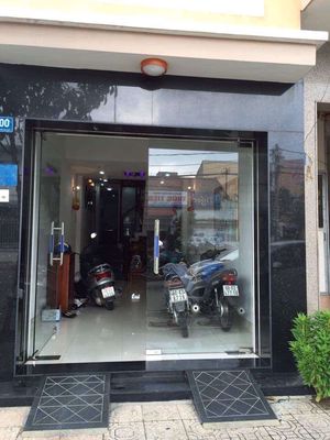 Nhà đep mặt tiền full nội thất trung tâm biên hoà. Cho thuê nhà ở tại Thành phố Biên Hòa Đồng Nai được đăng bởi Hoàng Vũ