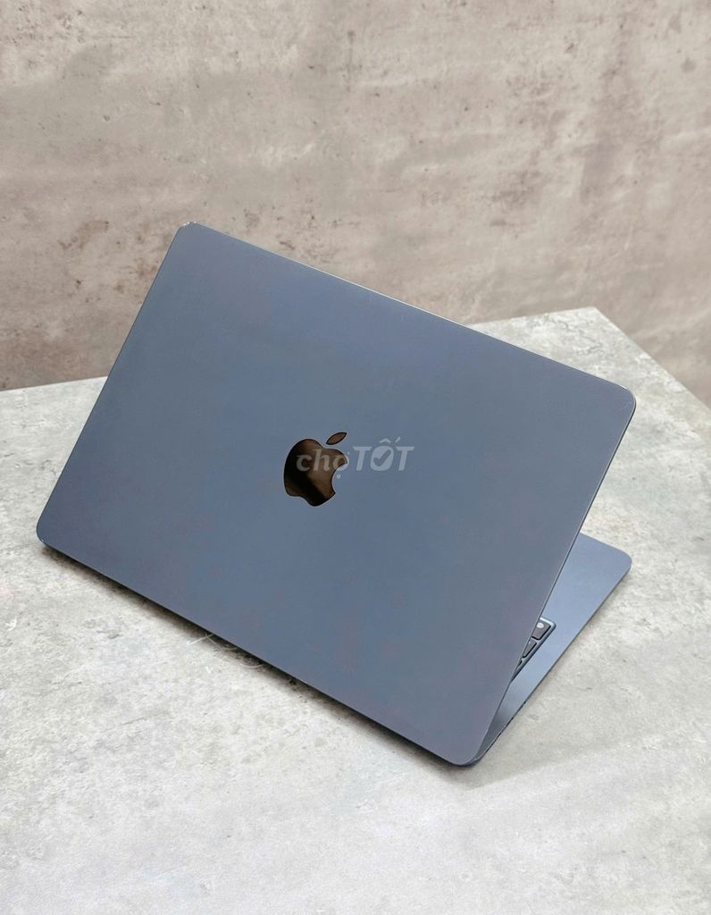 Macbook Air M2 16GB/256GB Midnight Pin 100. Mua bán Laptop tại Quận Thanh Khê Đà Nẵng được đăng bởi Thiện Lê TShop 16 Lê Đình Lý hình 1
