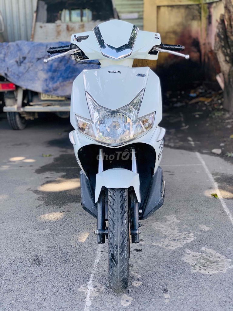 Honda Airblade fi 2010 bstp xe đẹp máy móc êm ru.