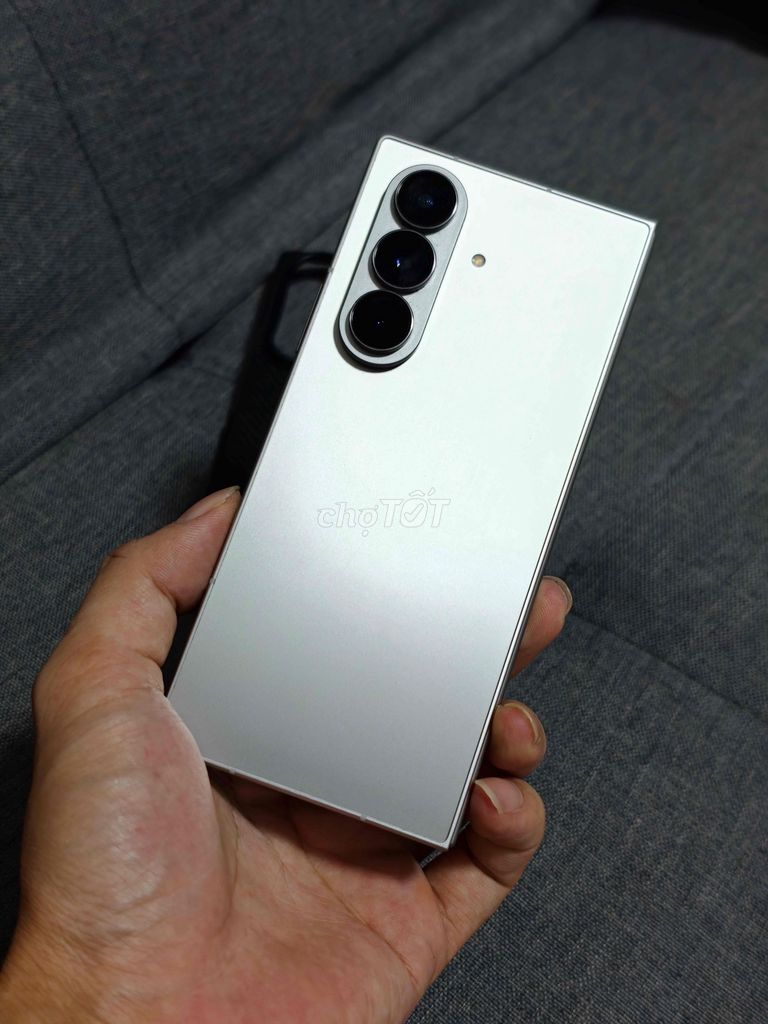 Samsung Galaxy Z Fold7 256GB Silver VN Care 7/2027. Mua bán Điện thoại tại Quận Đống Đa Hà Nội được đăng bởi Quý Hoàng hình 1