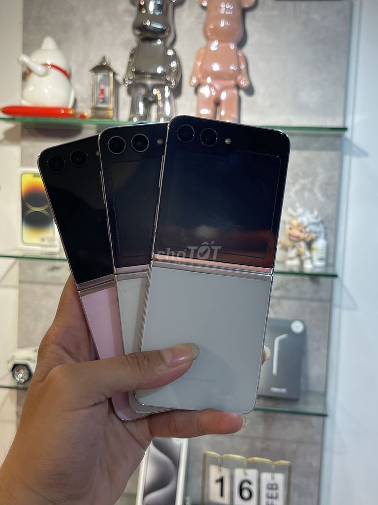 Samsung Z flip 5 98%. Mua bán Điện thoại tại Quận 3 Tp Hồ Chí Minh được đăng bởi Tuấn 2hand Store hình 1