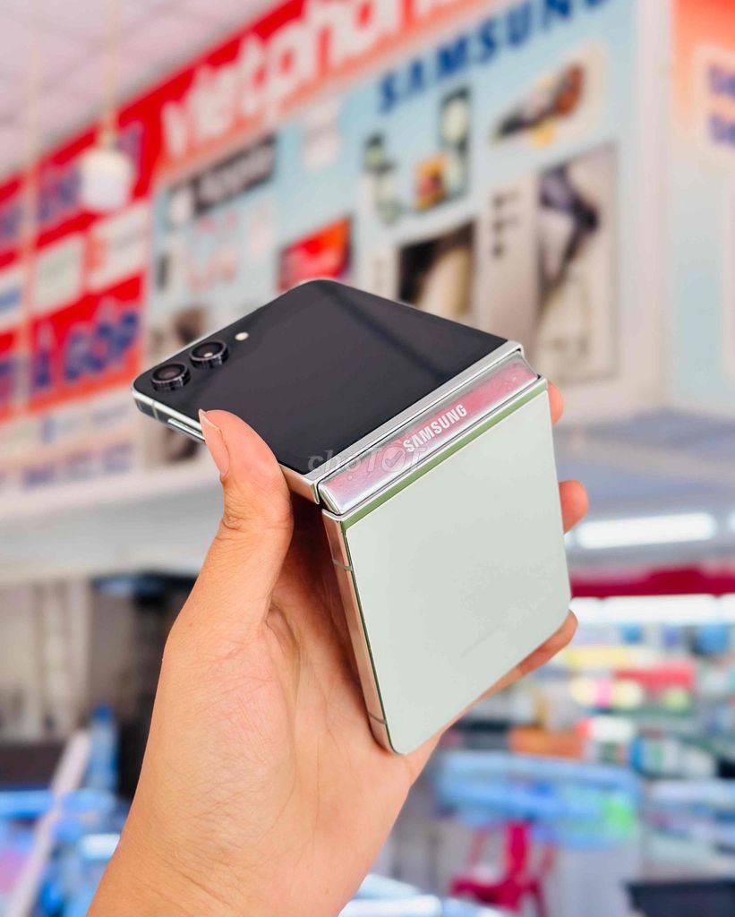 🔔 THANH LÝ SAMSUNG Z FLIP 5 – GIÁ CHỈ 6.200.000Đ 😱. Mua bán Điện thoại tại Thành phố Thuận An Bình Dương được đăng bởi Nguyễn Thảo hình 1