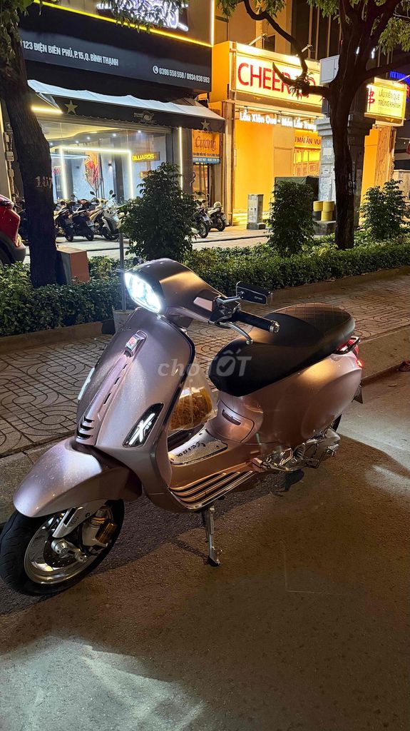 Спринт Piaggio Vespa 125 Up Tech 2026, розовый, 3300 км
