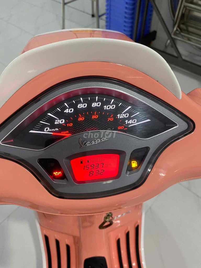 vespa hồng, ngay giao cccd, zin êm đẹp. Mua bán Xe máy tại Quận Tân Phú Tp Hồ Chí Minh được đăng bởi Thái Hải Đăng hình 5