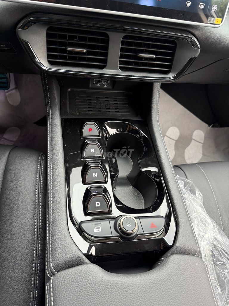 VinFast VF8 2024 Eco - 22 km. Mua bán Ô tô tại Quận 7 Tp Hồ Chí Minh được đăng bởi Nguyen Duy Son hình 7