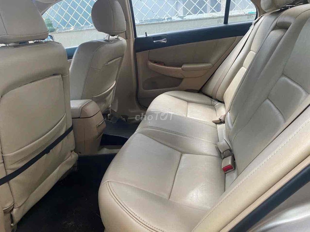 Honda Accord 2005 máy 2,4 số auto chạy đầm,chắc,êm. Mua bán Ô tô tại Thành phố Đà Lạt Lâm Đồng được đăng bởi Tôi Yêu Việt Nam hình 4