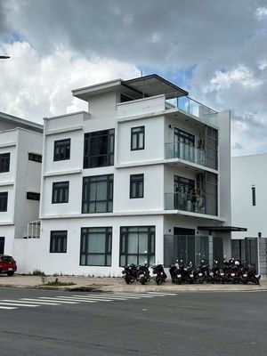 BÁN  Đất 2 Mặt tiền Chính chủ. Mua bán văn phòng, mặt bằng kinh doanh tại Thành phố Thủ Đức Tp Hồ Chí Minh được đăng bởi Cửa hàng Phong vũ 