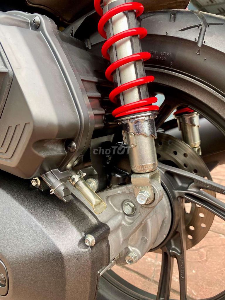 Honda SH 160i ABS 2023 ĐEN NHÁM odo 3.900Km. Mua bán Xe máy tại Quận Ninh Kiều Cần Thơ được đăng bởi Xe Máy TÂN LIÊN HƯNG 1 91B hình 15