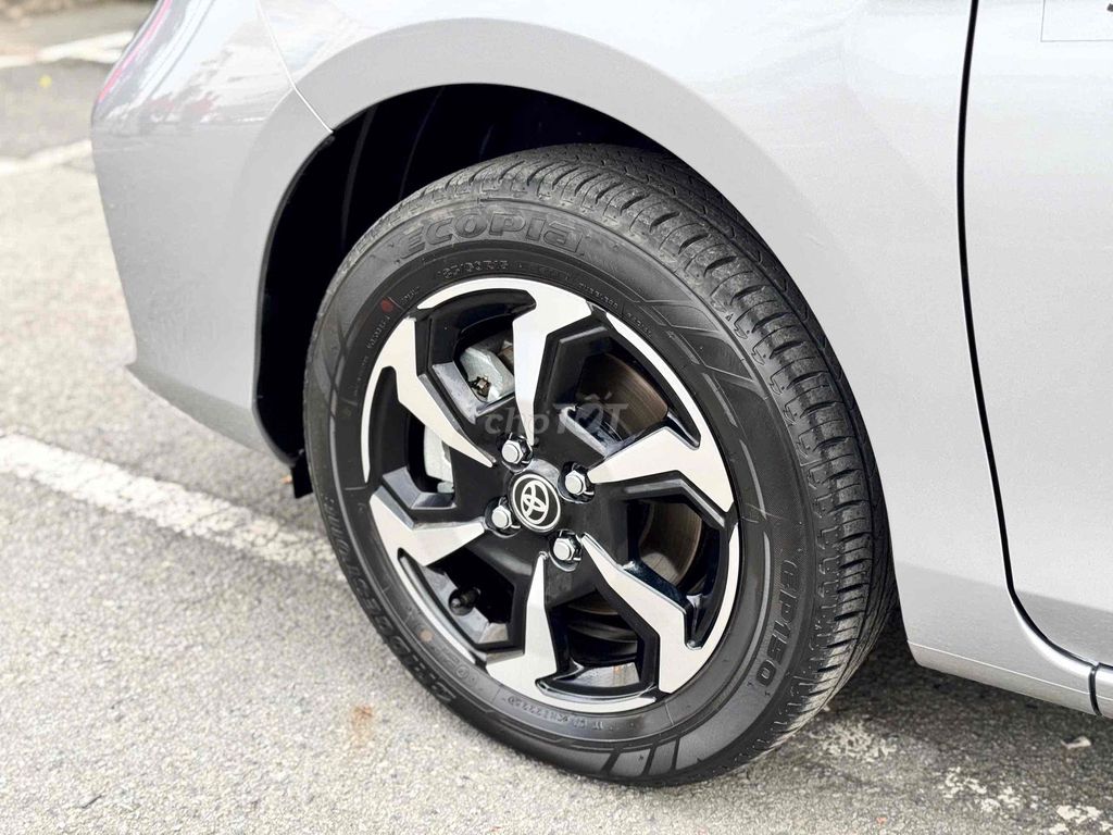 Toyota Vios E CVT - 5000 km - 2025 màu bạc. Mua bán Ô tô tại Thành phố Thủ Đức Tp Hồ Chí Minh được đăng bởi Hữu Phúc hình 11