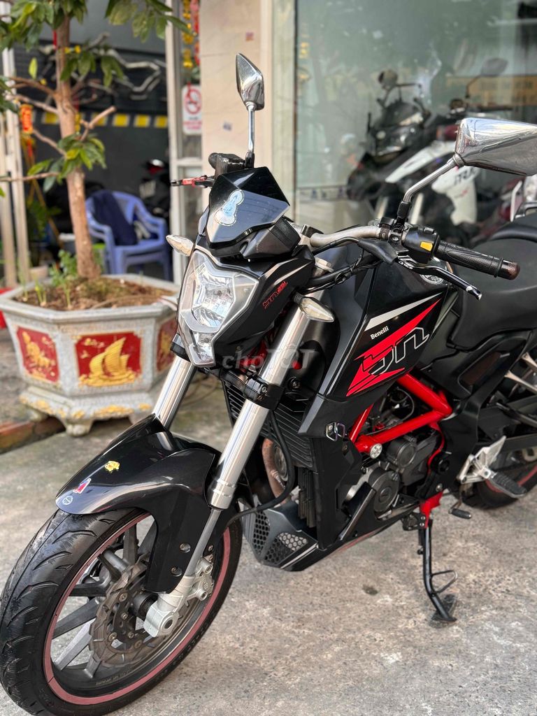 Xả lỗ Toyota Camry 3.0 6 Máy Biển SG 9 chủ. Mua bán Ô tô tại Quận Bình Tân Tp Hồ Chí Minh được đăng bởi Việt Motor Bình Tân hình 2