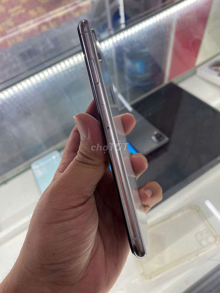 Apple iPhone Xs Max 256GB Bạc. Mua bán Điện thoại tại Huyện Hóc Môn Tp Hồ Chí Minh được đăng bởi Sand Store  hình 1