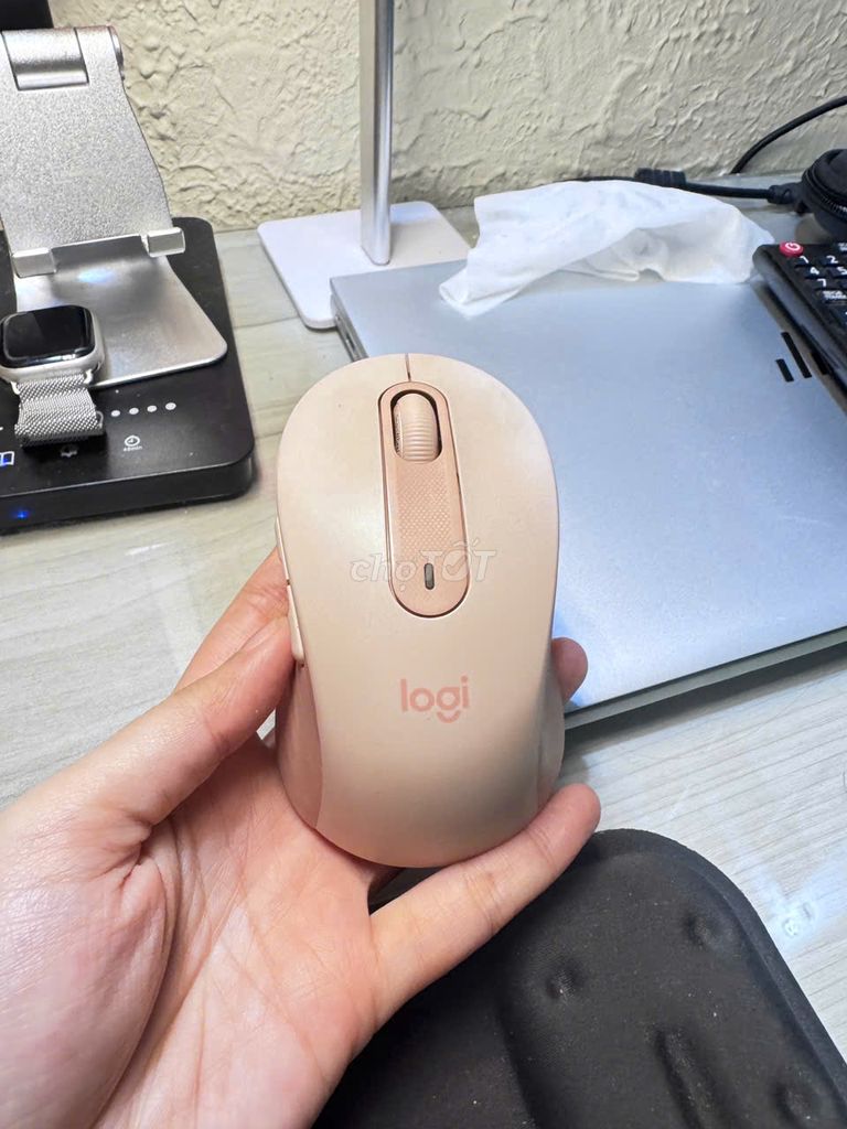 Chuột Logitech M650 Màu Hồng Likenew