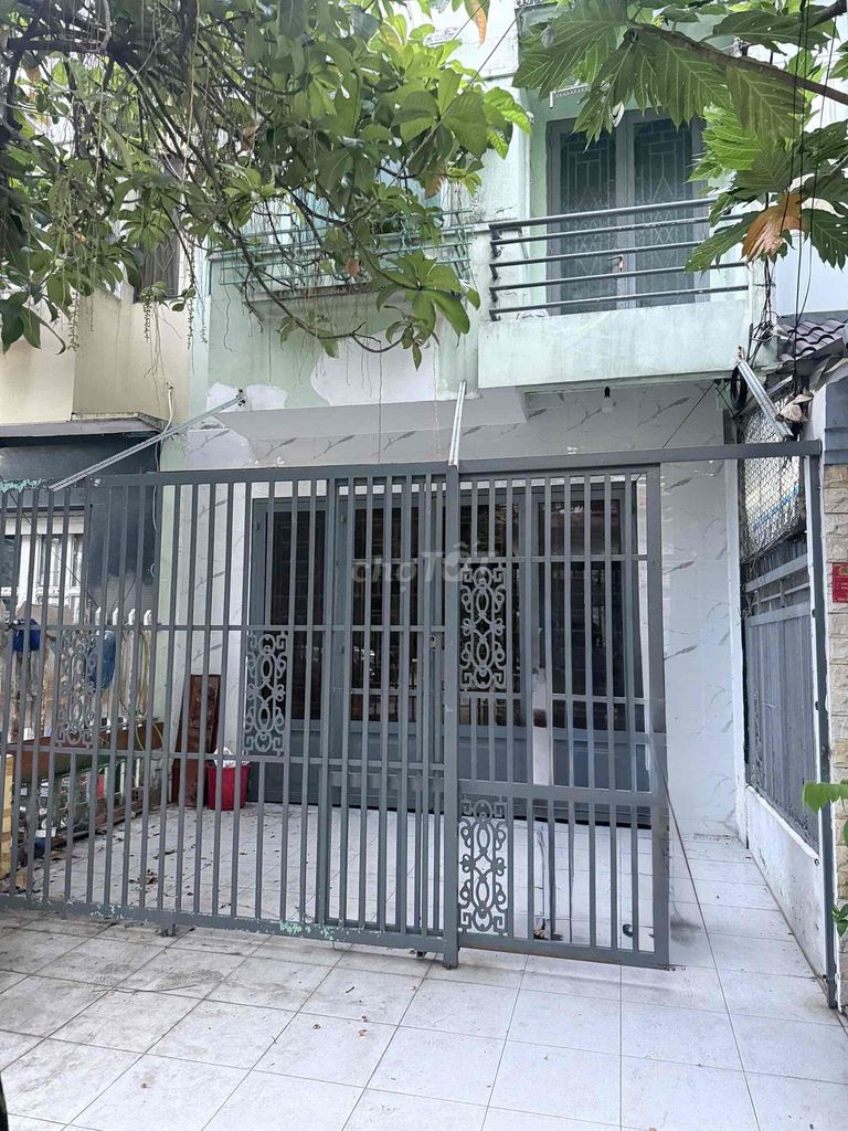 Аренда · 2 комн. · 76 м² · Quận 8, ул. Đường Quốc Lộ 50