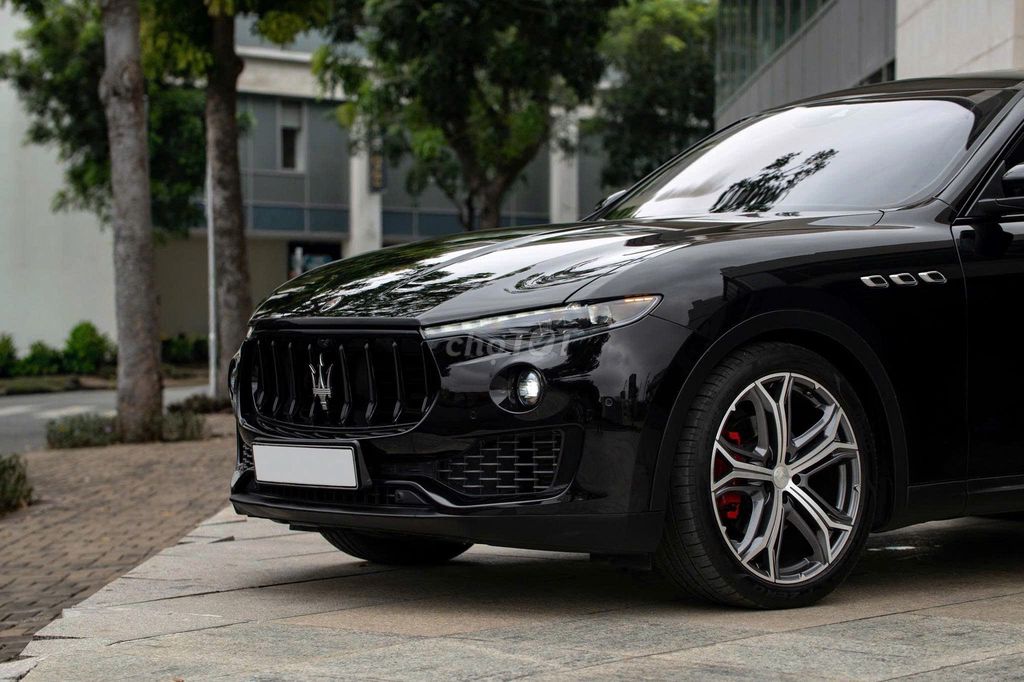 Maserati Levante 2020  - 45000 km. Mua bán Ô tô tại Quận 1 Tp Hồ Chí Minh được đăng bởi FatCar Auto hình 6