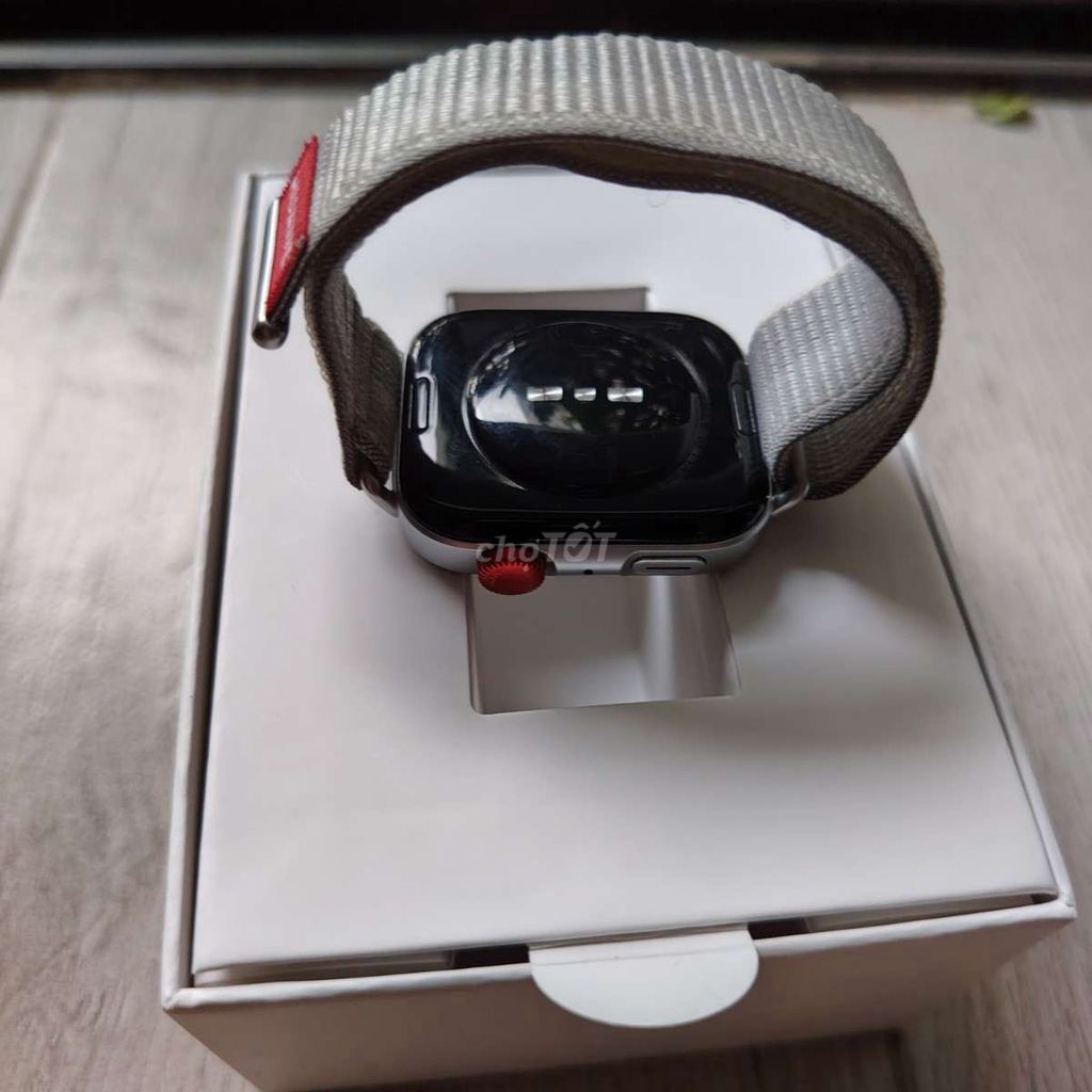 Huawei Fit 4 NFC Xám. Mua bán Thiết bị đeo thông minh tại Quận 7 Tp Hồ Chí Minh được đăng bởi ND hình 1