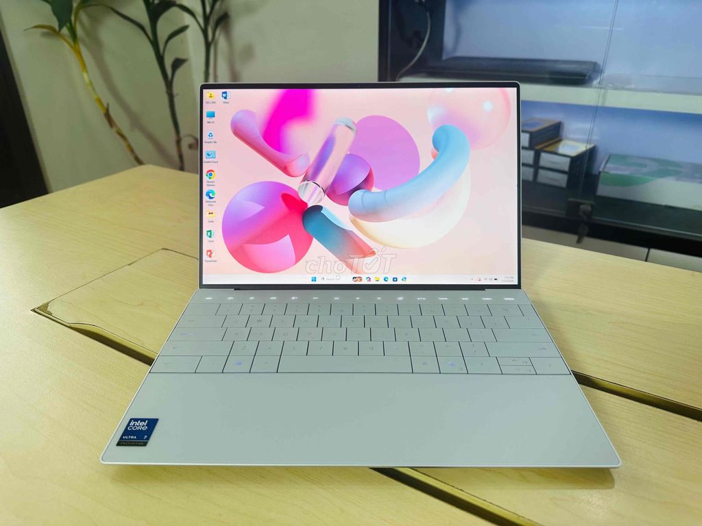 Dell XPS 13 9350 đời 2025 trắng muốt. Mua bán Laptop tại Quận Thanh Xuân Hà Nội được đăng bởi Tuấn Minh hình 1