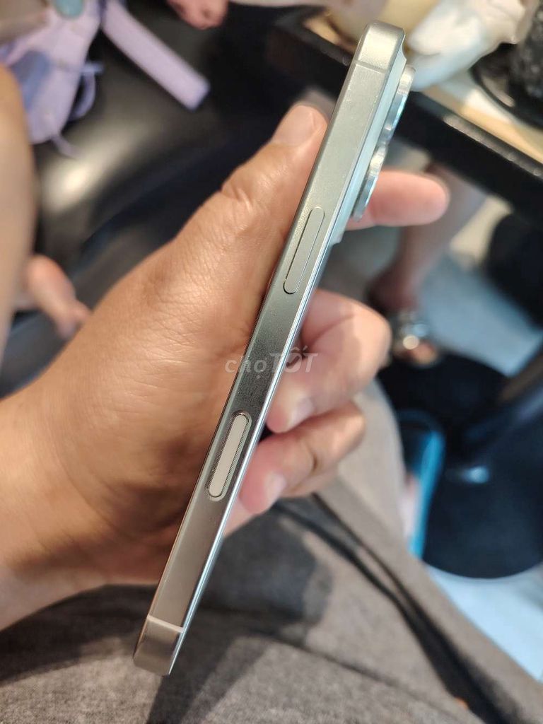 iPhone 16 Pro 512GB Trắng Đã sử dụng. Mua bán Điện thoại tại Quận 6 Tp Hồ Chí Minh được đăng bởi phùng lộc hình 1