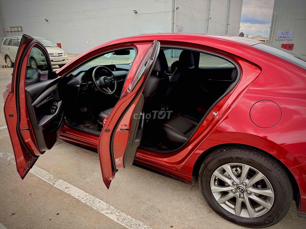 Mazda 3 2023 1.5L Luxury - 10K Chính chủ. Mua bán Ô tô tại Quận Gò Vấp Tp Hồ Chí Minh được đăng bởi Chris Nguyễn hình 12