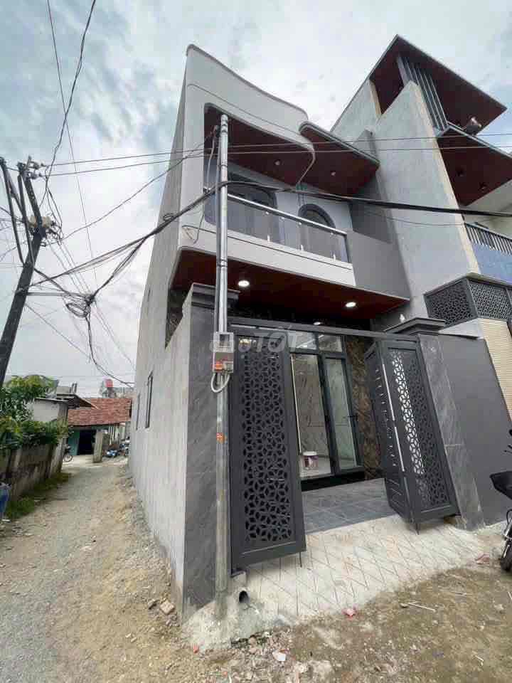 bán nhà lầu phường tân vạn 2 mặt tiền