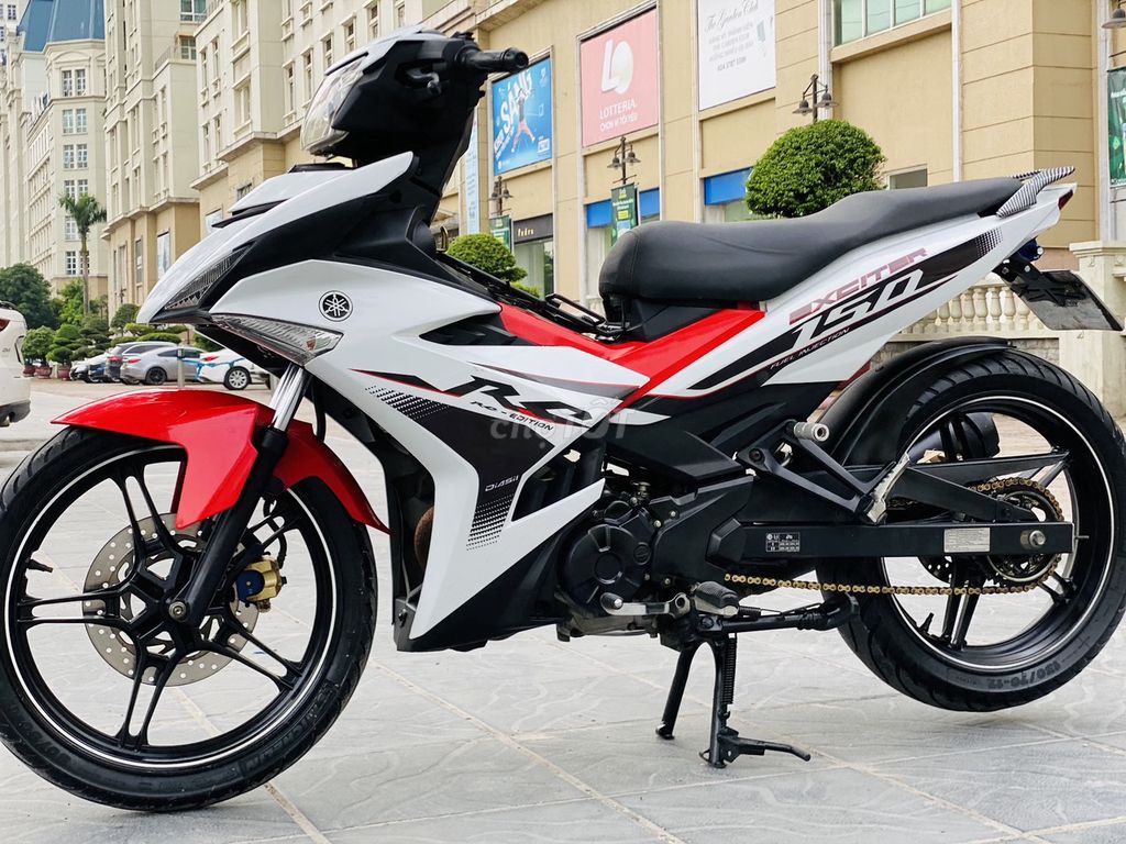 Yamaha EXCITER 150 FI TRẮNG ĐỎ MÁY NGUYÊN BIỂN 29. Mua bán Xe máy tại Quận Nam Từ Liêm Hà Nội được đăng bởi HẢI ĐĂNG hình 4