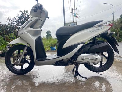 VISION MÀU TRẮNG MÁY CHẤT CHẠY NHẸ KHÔNG HÚ BS 76. Mua bán Xe máy tại Huyện Thống Nhất Đồng Nai được đăng bởi CHODONGNAI youtube video