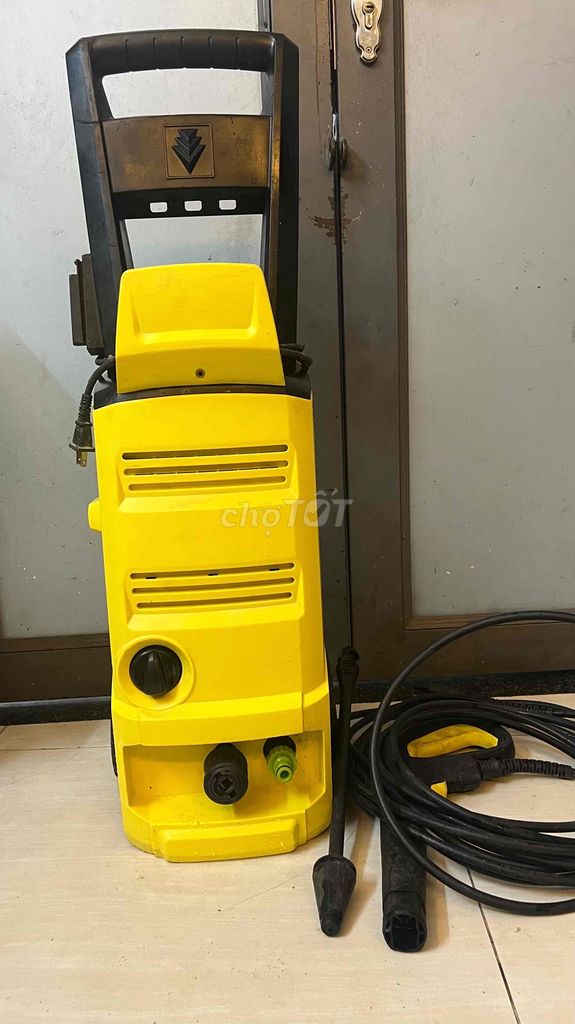 máy rửa xe karcher