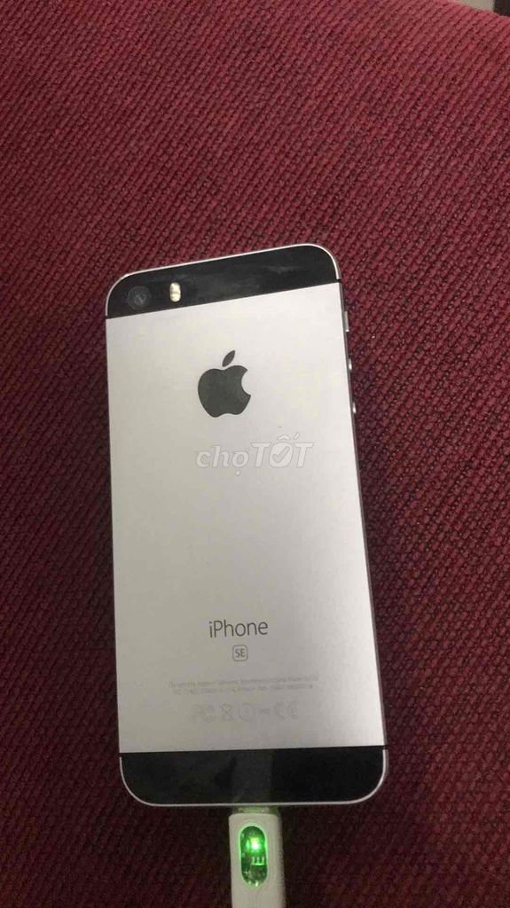 cần bán iPhone SE. Mua bán Điện thoại tại Quận 10 Tp Hồ Chí Minh được đăng bởi Thiên Anh hình 1