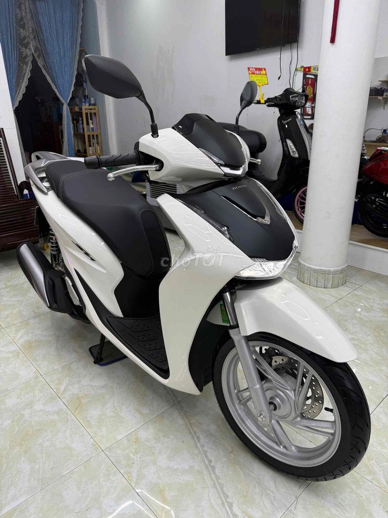 Honda SH 125 ABS 2026 Белый 1000км