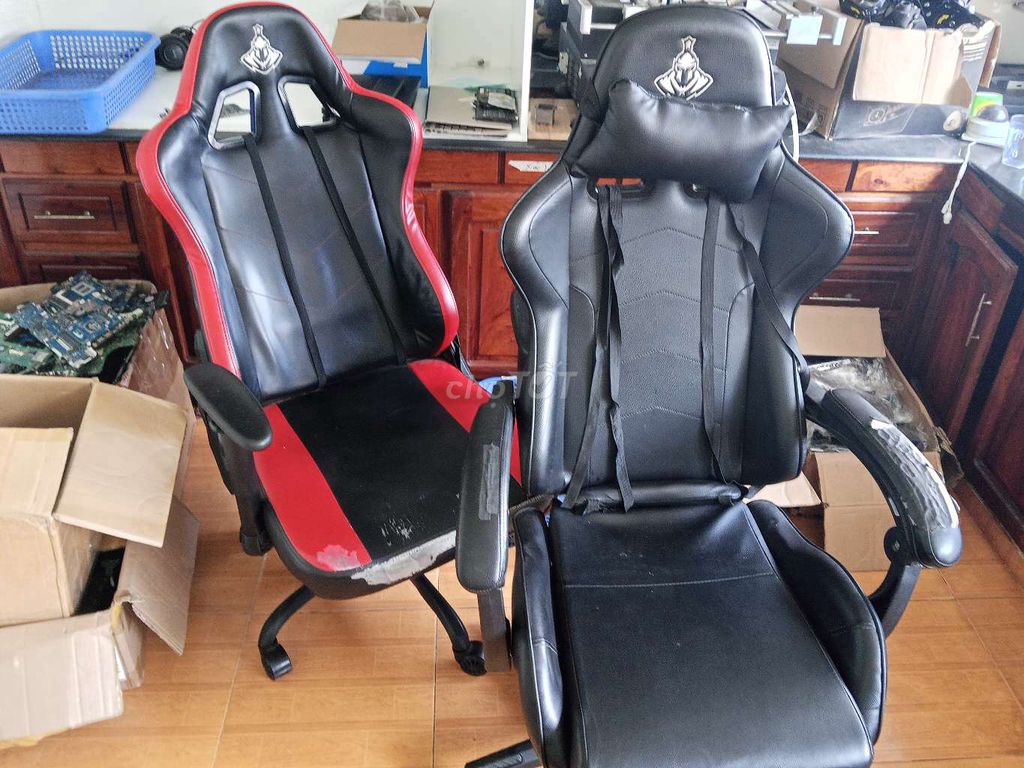 Ghế gaming da Đen Đỏ Đã sử dụng. Mua bán Bàn ghế tại Thành phố Bảo Lộc Lâm Đồng được đăng bởi Bảo Duy hình 1