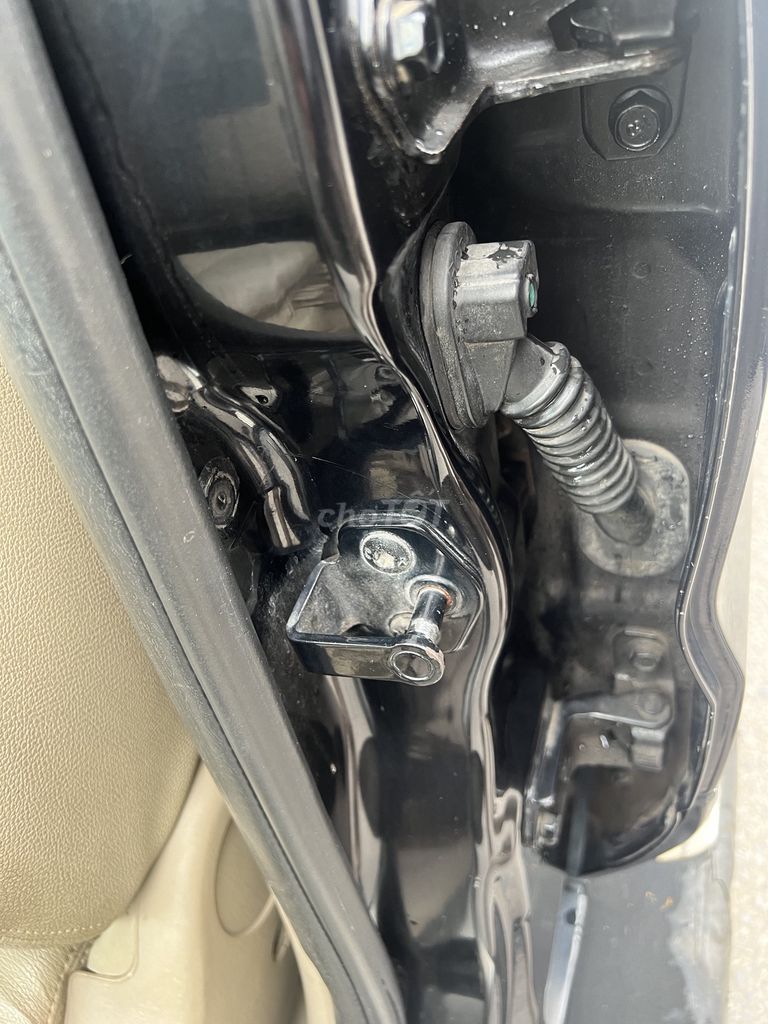 Ford Escape 2004 2.3 AT - 180000 km. Mua bán Ô tô tại Quận Bắc Từ Liêm Hà Nội được đăng bởi Anh Tú hình 8