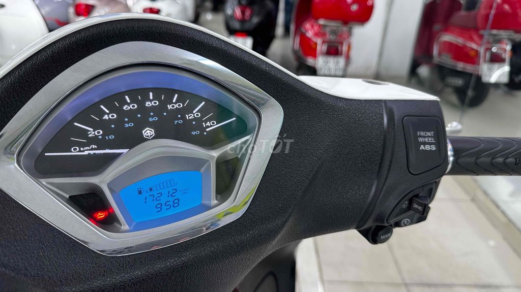Libety Iget ,Abs , Modeel 2020 Bo nhỏ Xe chính chu. Mua bán Xe máy tại Quận Phú Nhuận Tp Hồ Chí Minh được đăng bởi VESPA  PIAGGIO BẢO HƯNG Vespa cũ trả góp  hình 11