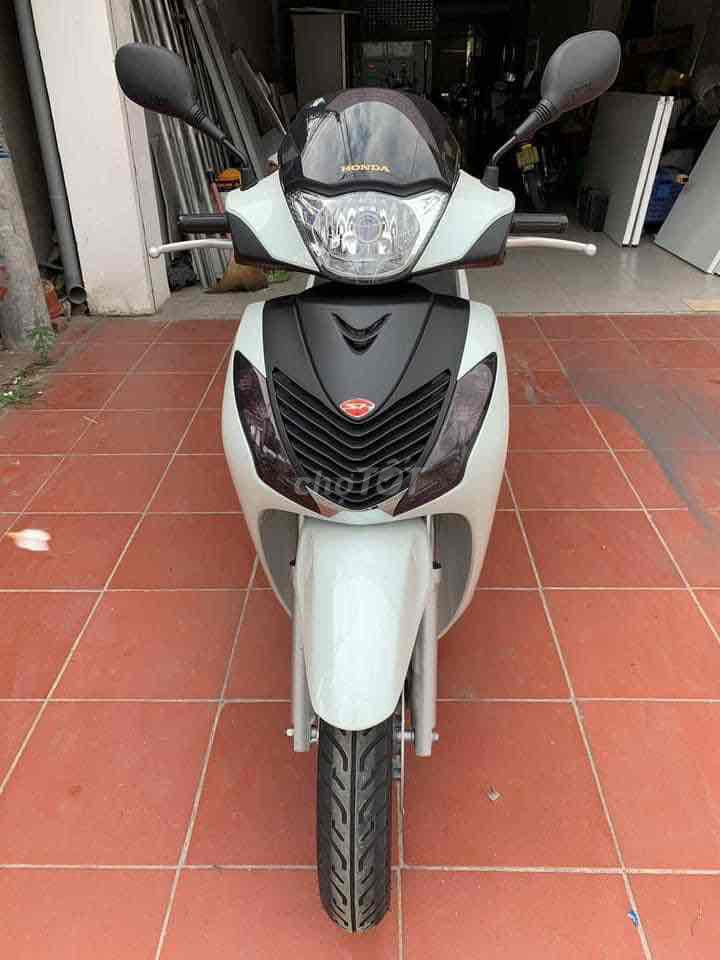 em chào bán sh 150 đời 2012. Mua bán Xe máy tại Thành phố Cẩm Phả Quảng Ninh được đăng bởi Việt Thắng hình 7