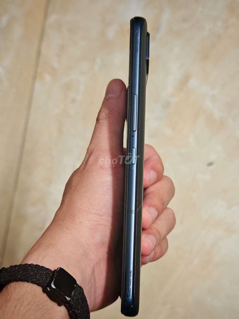 ROG 6D 12GB/256GB Xám. Mua bán Điện thoại tại Quận Hà Đông Hà Nội được đăng bởi Minh Phạm hình 1