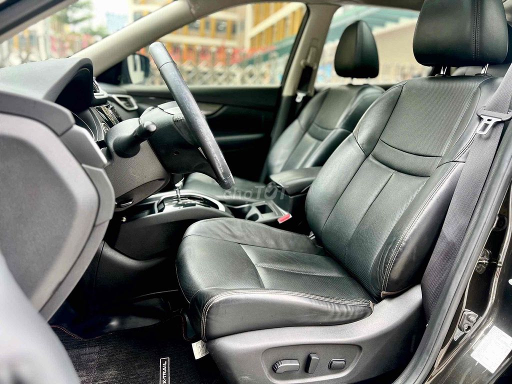 Nissan Xtrail 2.0SL Premium 2019 1 chủ odo 7vạn. Mua bán Ô tô tại Quận Thanh Xuân Hà Nội được đăng bởi Nguyễn Quang Đức hình 4