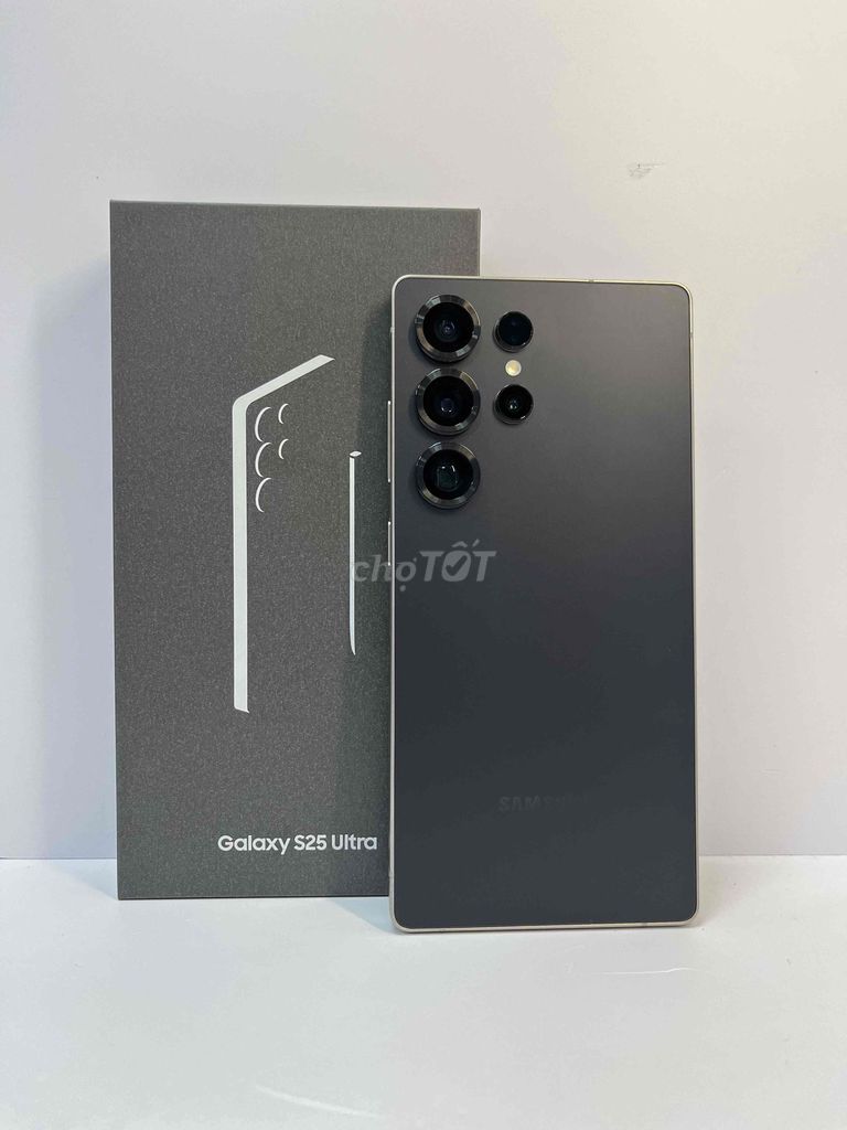 Samsung S25 Ultra Đen 12GB/256GB 98% Fullbox. Mua bán Điện thoại tại Thành phố Thủ Đức Tp Hồ Chí Minh được đăng bởi Vĩnh An Mobile Thủ Đức hình 1