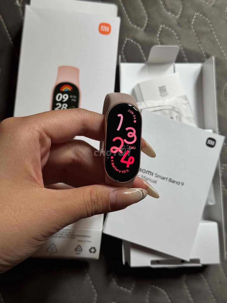 Xiaomi Mi Band 9 Hồng. Mua bán Thiết bị đeo thông minh tại Quận Nam Từ Liêm Hà Nội được đăng bởi Bebelin hình 1