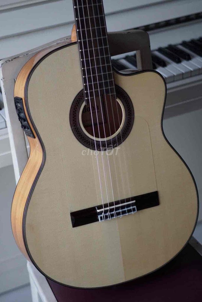 Bán nhiều Guitar bình dân đến cao cấp