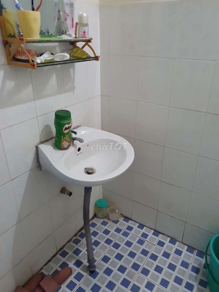 Cho 1 nữ gần ngã4 HX.ĐH Hutech.UEf.Hồng Bàng Đ Xô viết nghệ Tĩnh Bt - ảnh 3