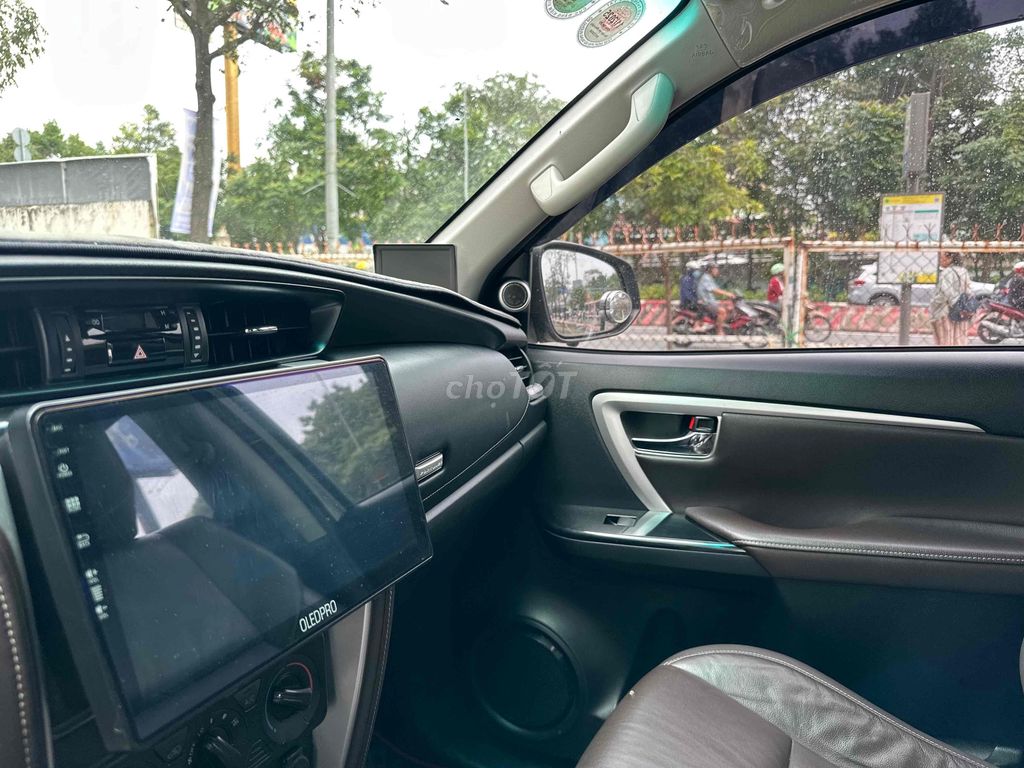 Toyota Fortuner 2019 2.4G 4x2 AT - 7c Dầu tự động. Mua bán Ô tô tại Quận Bình Thạnh Tp Hồ Chí Minh được đăng bởi phuongneo hình 13
