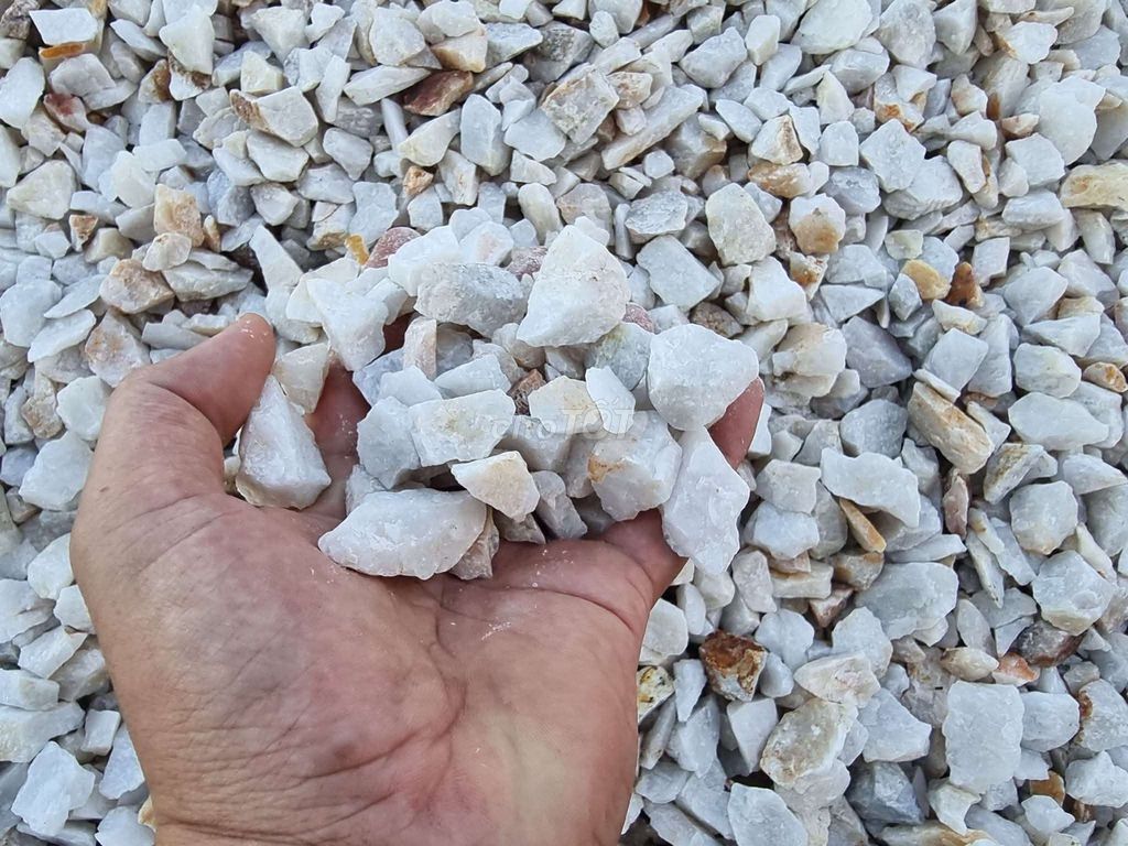 Đá thạch anh vụn Trắng. Mua bán Đồ sưu tầm, đồ cổ tại Huyện Hòa Vang Đà Nẵng được đăng bởi Thế Giới Đá Phong Thủy Đà Nẵng hình 1