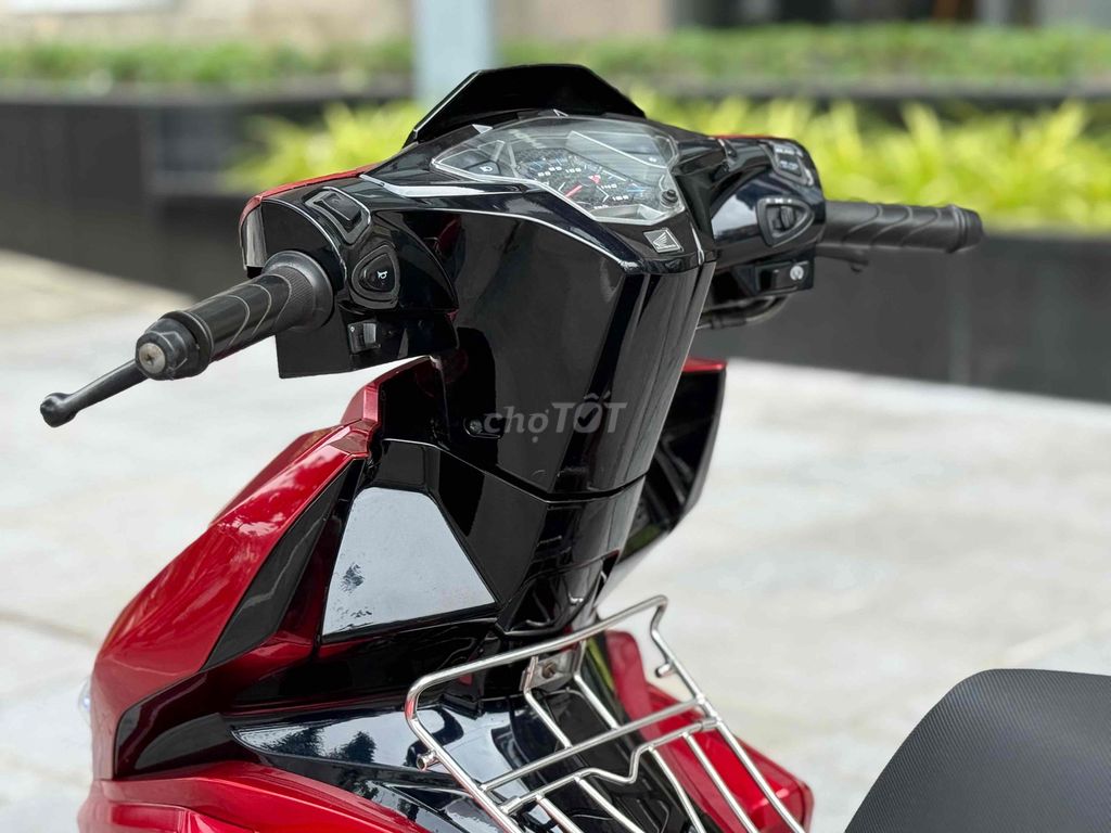 Air blade 125 Smartkey đẹp nguyên bản đi ít. Mua bán Xe máy tại Quận Ba Đình Hà Nội được đăng bởi Xe Máy Nam Thi hình 4