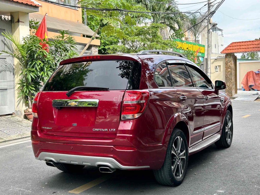 Captiva LTZ 2017 còn mới quá quý anh chị. Mua bán Ô tô tại Thành phố Thủ Đức Tp Hồ Chí Minh được đăng bởi Hoà Xe Cũ hình 6