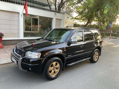 Ford Escape 3.0 XLT phiên bản kỷ niệm 100 năm