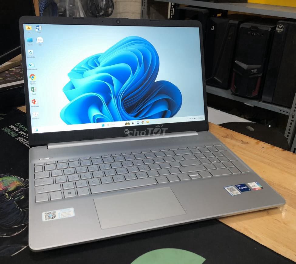 HP Laptop 15s Core i7-1255U RAM 8GB/512GB Full HD. Mua bán Laptop tại Thành phố Thủ Đức Tp Hồ Chí Minh được đăng bởi NamPhong Computer hình 1