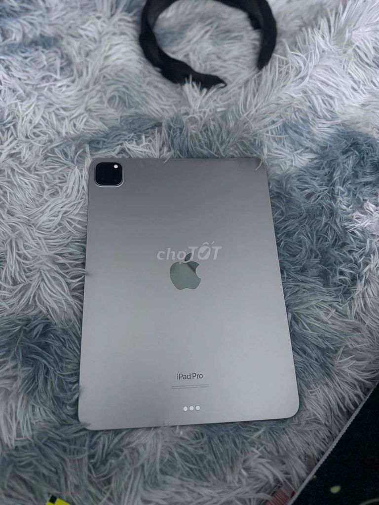 Apple iPad Pro M2 11 inch 128GB Đã sử dụng. Mua bán Máy tính bảng tại Thành phố Mỹ Tho Tiền Giang được đăng bởi Tran Vy Oanh hình 1