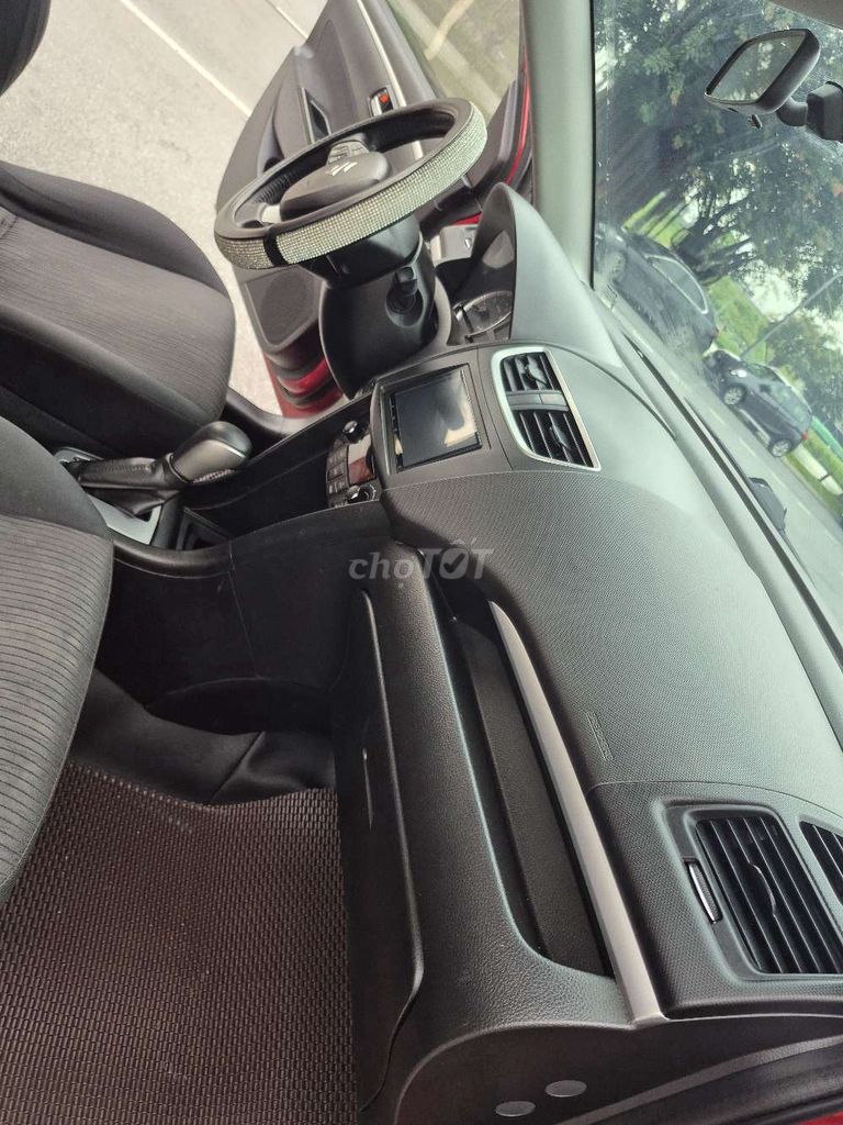 Suzuki SWiFt 2017 1.4 AT - 90000 km. Mua bán Ô tô tại Quận Long Biên Hà Nội được đăng bởi Ngô hùng hình 12