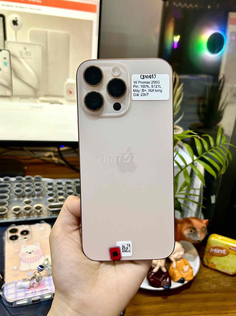 iPhone 16 ProMax 256G LL Sa Mạc Nứt Lưng Pz100. Mua bán Điện thoại tại Huyện Hóc Môn Tp Hồ Chí Minh được đăng bởi SIRI STORE HCM hình 1