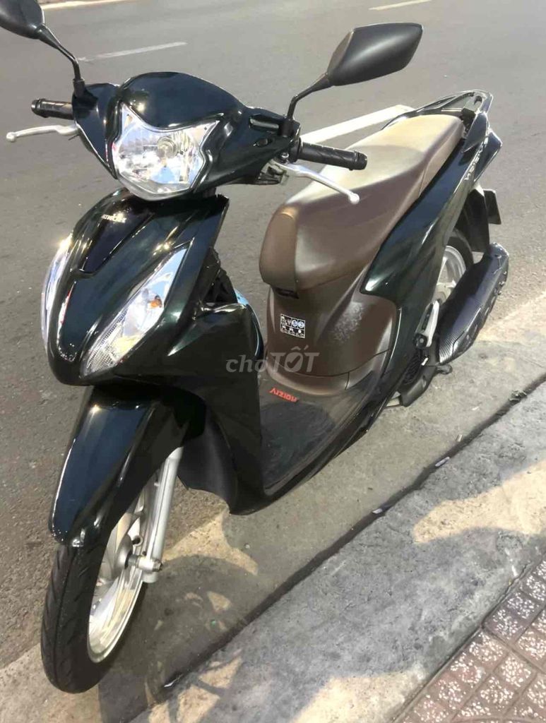 xe visssin còn mới mau xanh. Mua bán Xe máy tại Quận Phú Nhuận Tp Hồ Chí Minh được đăng bởi Anh Kỳ hình 2