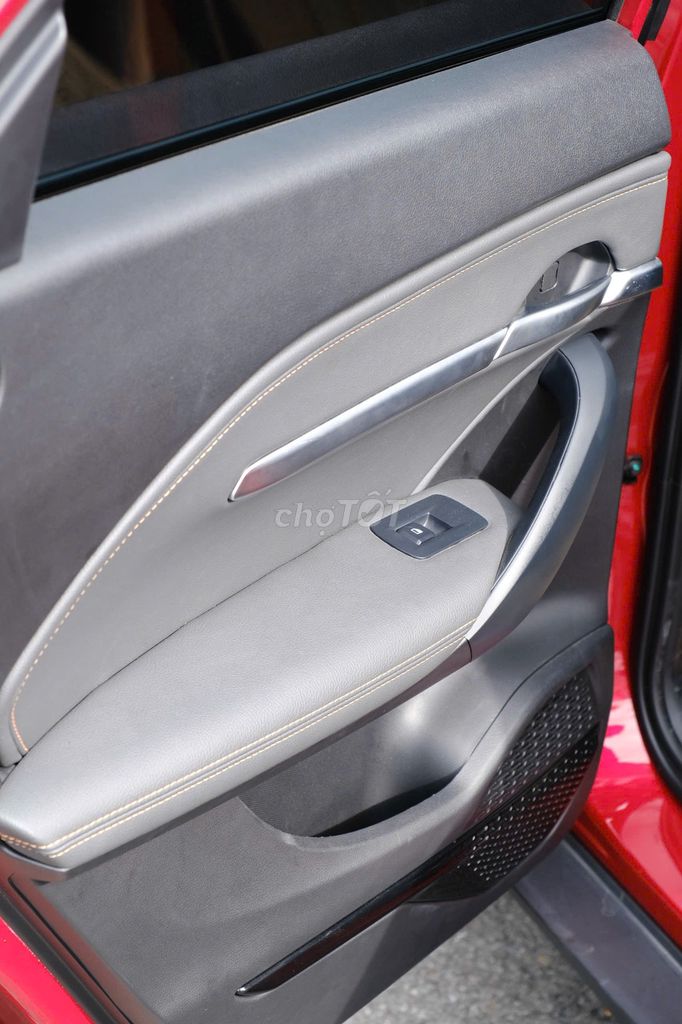 VinFast VF6 Plus 2025 - 11000 km. Mua bán Ô tô tại Quận 10 Tp Hồ Chí Minh được đăng bởi HYUNDAI MIỀN NAM hình 12